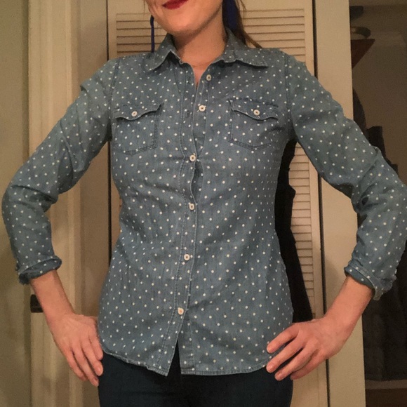 Button Up Bundle! S/M - Picture 4 of 7